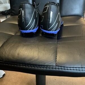 Nike  Mercurial Size 5Y Black And Blue